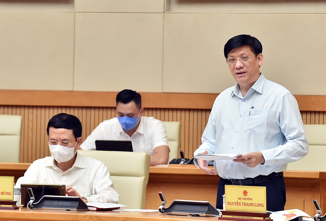 Bộ trưởng Nguyễn Thanh Long: TPHCM thiếu bao nhiêu nhân lực, Bộ sẽ hỗ trợ bấy nhiêu”. Ảnh VGP/Nhật Bắc              