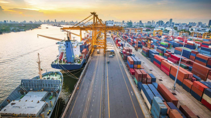 Việc khai thác hệ thống cảng biển hiệu quả đã giúp Việt Nam thu hút được khoản đầu tư lớn từ nguồn xã hội hóa trong 10 năm vừa qua. 