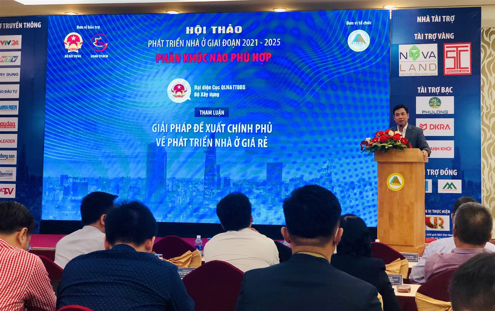  Ông Nguyễn Mạnh Khởi, Phó Cục trưởng Cục Quản lý nhà và thị trường bất động sản, Bộ Xây dựng, chia sẻ về các giải pháp phát triển nhà ở giá rẻ