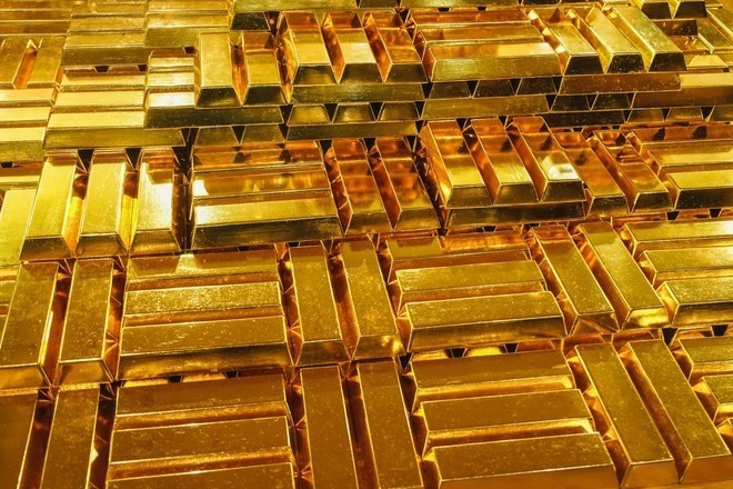  Nhiều người tìm đến vàng để đầu tư. 