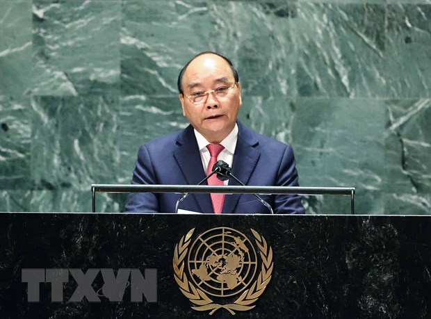 Chủ tịch nước Nguyễn Xuân Phúc phát biểu tại Phiên thảo luận Cấp cao Đại hội đồng Đại hội đồng Liên hợp quốc lần thứ 76. (Ảnh: Thống Nhất/TTXVN)