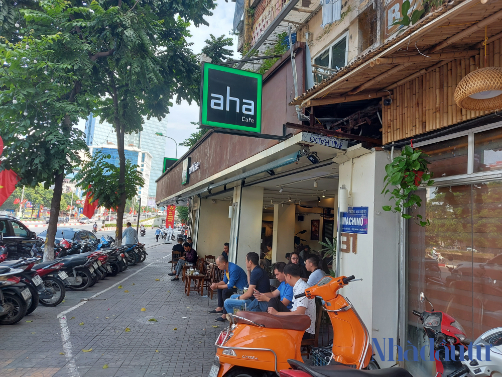 Hà Nội đóng cửa quán ăn, cà phê vỉa hè